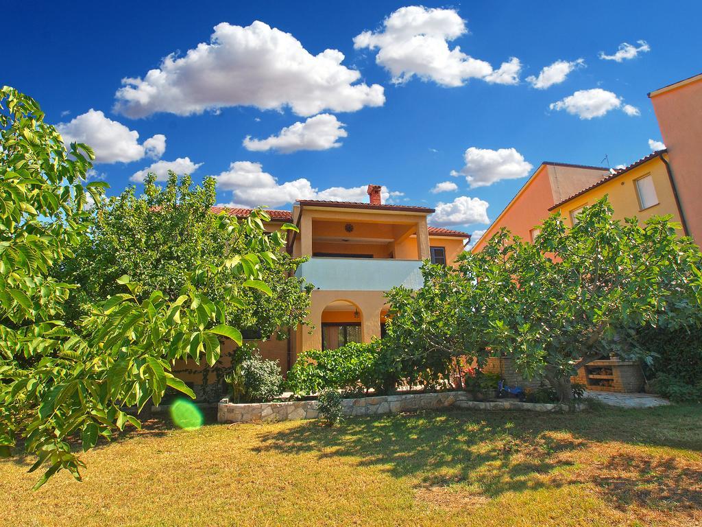 Apartment Mato 1424 Пула Екстериор снимка