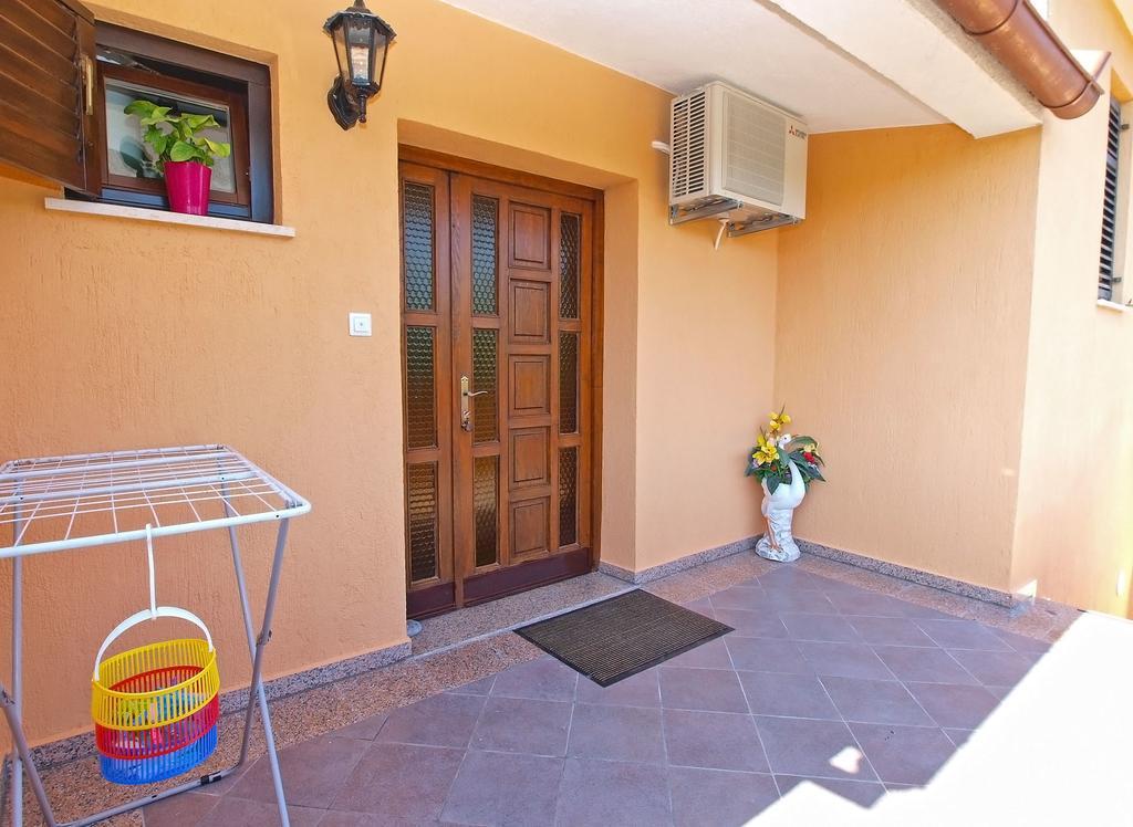 Apartment Mato 1424 Пула Екстериор снимка