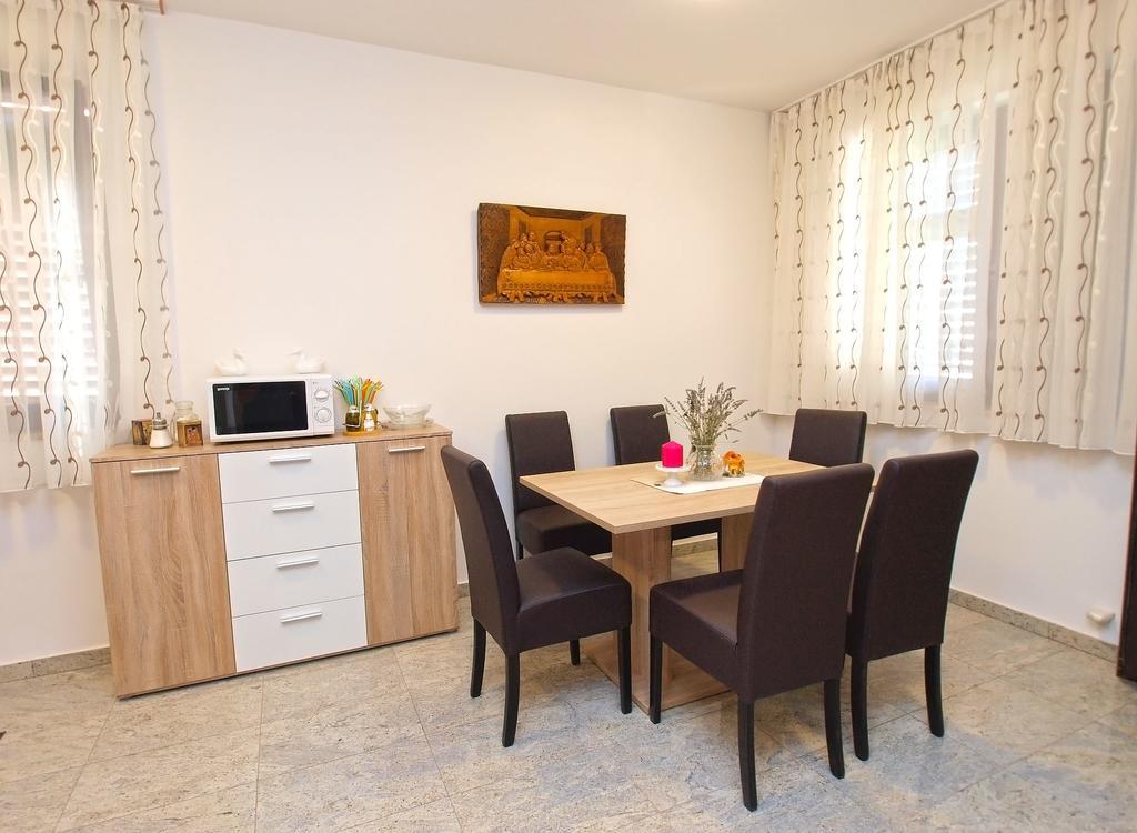 Apartment Mato 1424 Пула Екстериор снимка