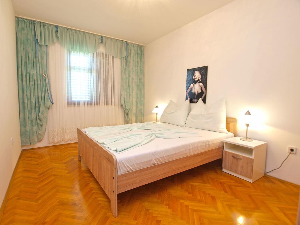 Apartment Mato 1424 Пула Екстериор снимка