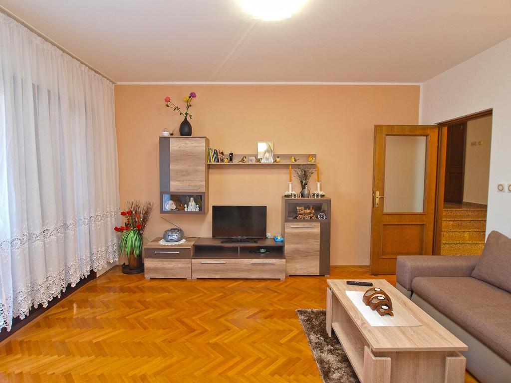 Apartment Mato 1424 Пула Екстериор снимка